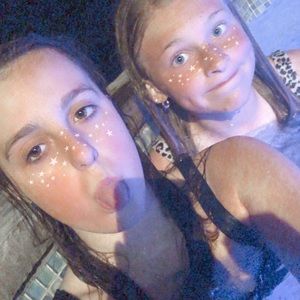 Meet your Posher, Molly